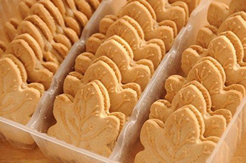 Leclerc Celebration Maple Leaf Creme Cookies 350g