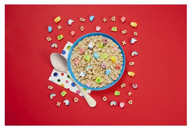Lucky Charms Canadian Breakfast Cereal, Family Size, 526g