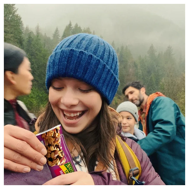 Nature Valley Chewy Trail Mix Granola Bars, Dark Chocolate Cherry, 5 bars x 35g, 175g