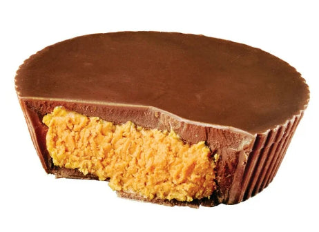 Reese's Peanut Butter Cups Candy, Half Pound Cup, 226g