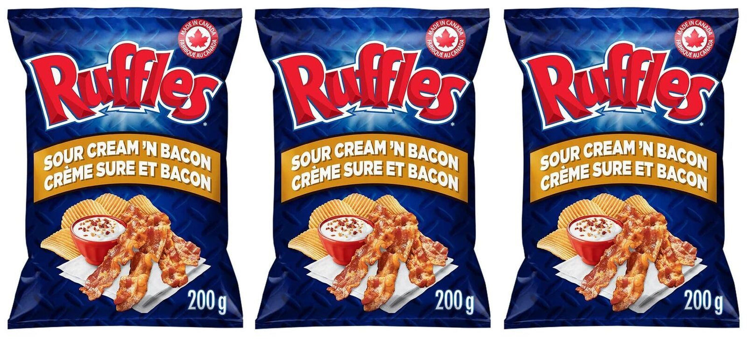 Ruffles Sour Cream 'n Bacon Potato Chips, 200g/7oz, 3 BAGS - CanadaGrocery