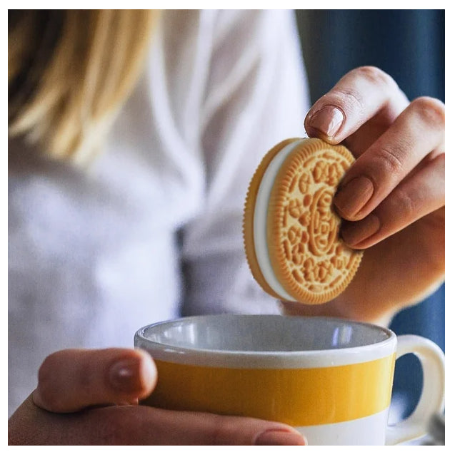 Oreo Golden Vanilla Sandwich Cookies, Family Size, 439g