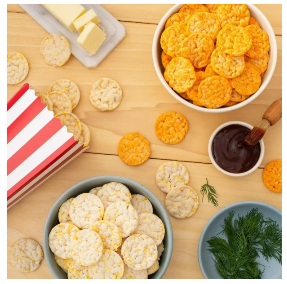 Quaker Crispy Minis Crunchy Dill Flavor Brown Rice Chips, 100g - CanadaGroceryStore